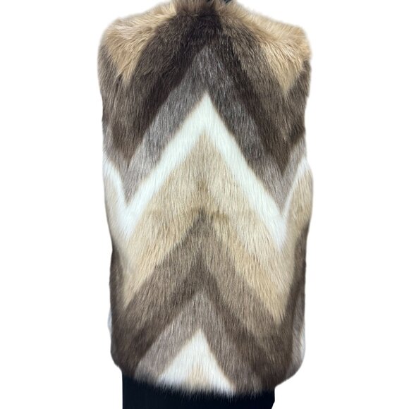 Skies Are Blue Womens M Faux Fur Chevron Vest Winter Coat Neutral Beige Brown - Picture 5 of 11
